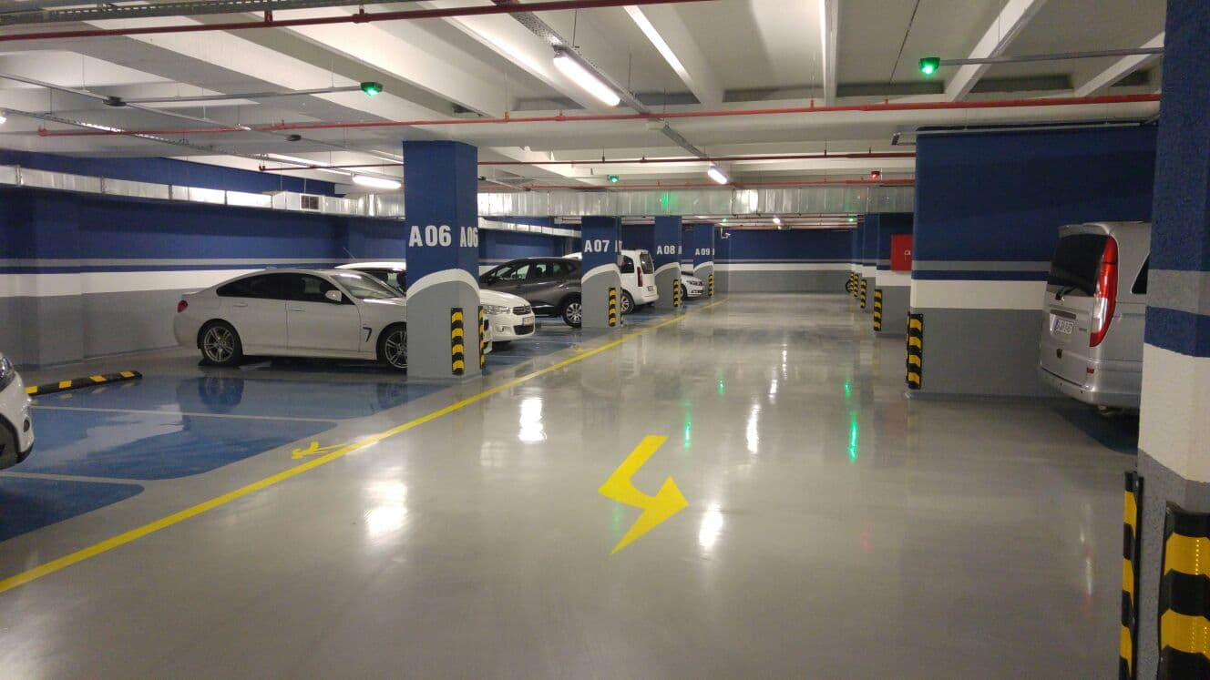 İSPARK Kartal Hasan Doğan Spor Kompleksi Otoparkı